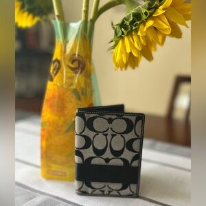 Coach Signature Black/Grey Passport / Travel Doc/ Card Holder! Travel in Style!